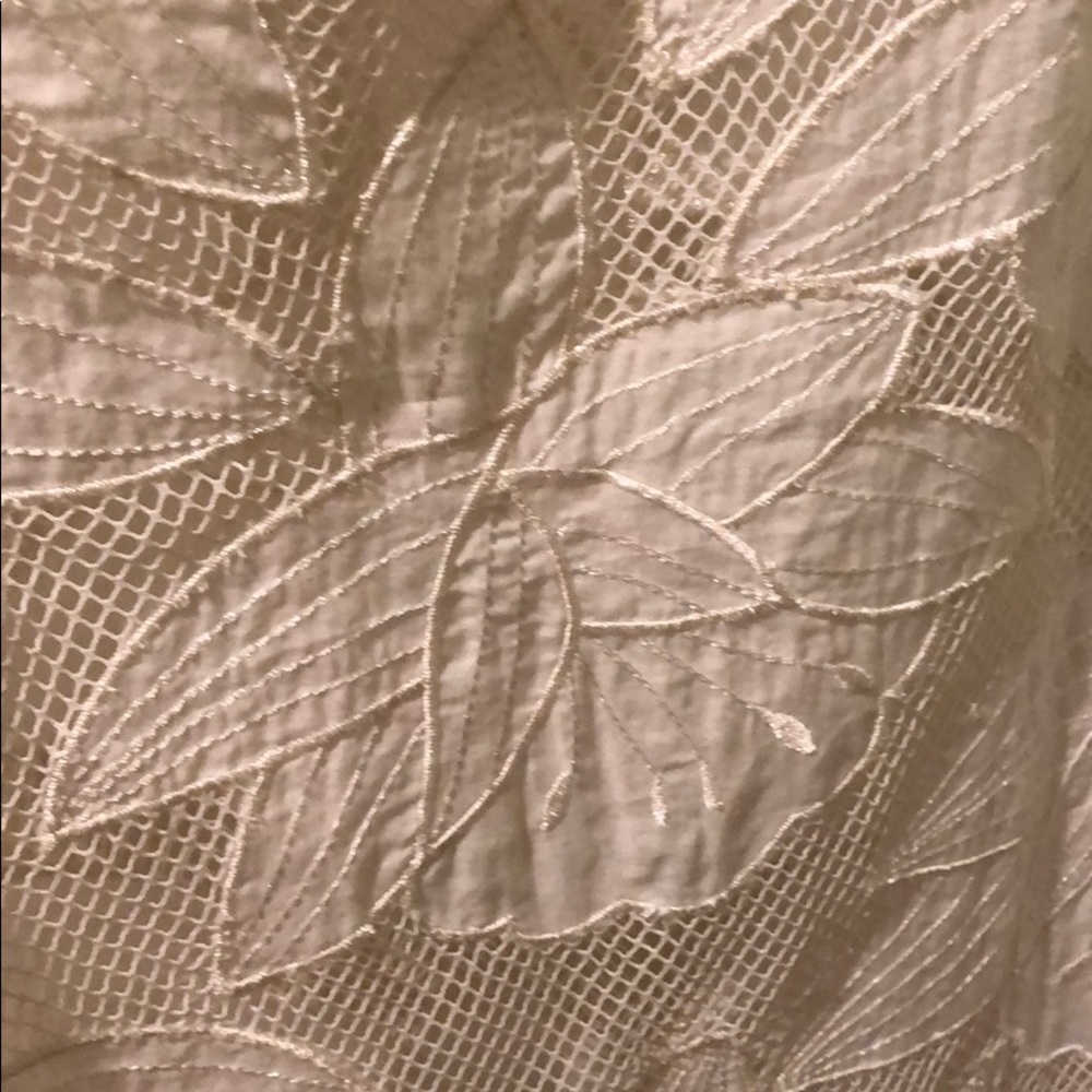 Top - Picture 2 of 4